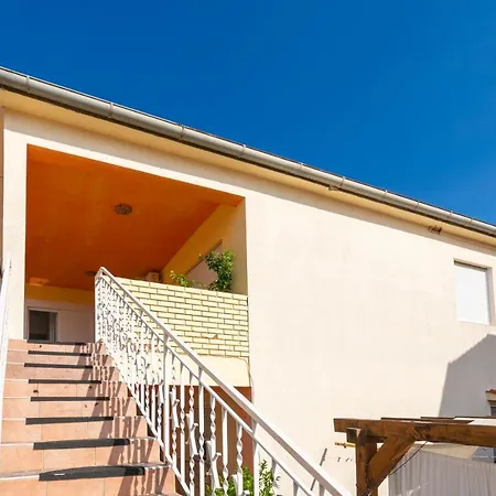 Apartman With A Parking Space Bibinje, Zadar - 18275 Bibinje